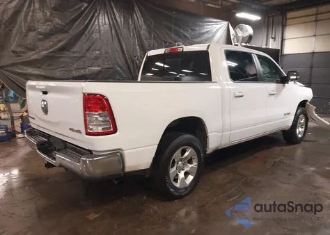 2021 Ram 1500 Big Horn 4X4 5'7 Box из США, поврежденный, VIN 1C6RRFFG5MN803097